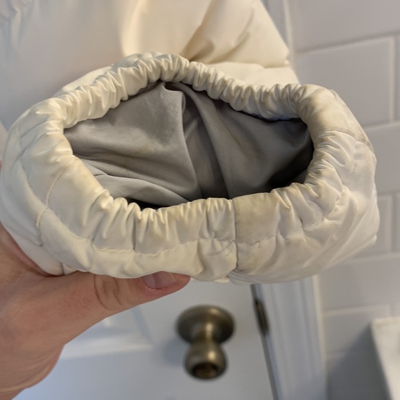 The North Face puffer jacket - Picture 2 of 7